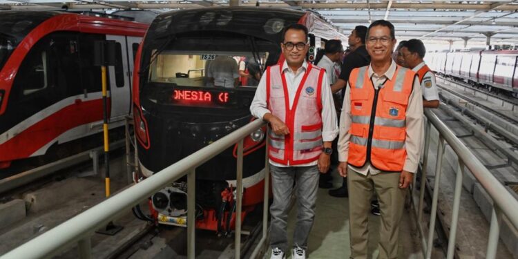Menhub dan Pj Gubernur DKI Lakukan Inspeksi Jelang Operasional LRT Jabodebek 1 LRT Jabodebek