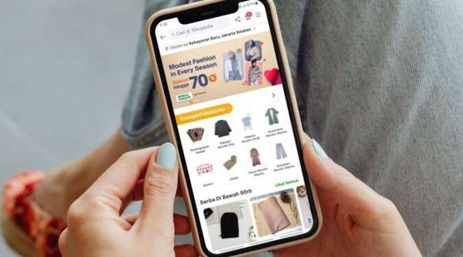 Tokopedia Bagikan Tips Fashion Muslim Saat Cuaca Panas 1 Tokopedia