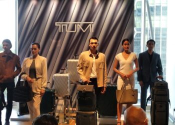 TUMI