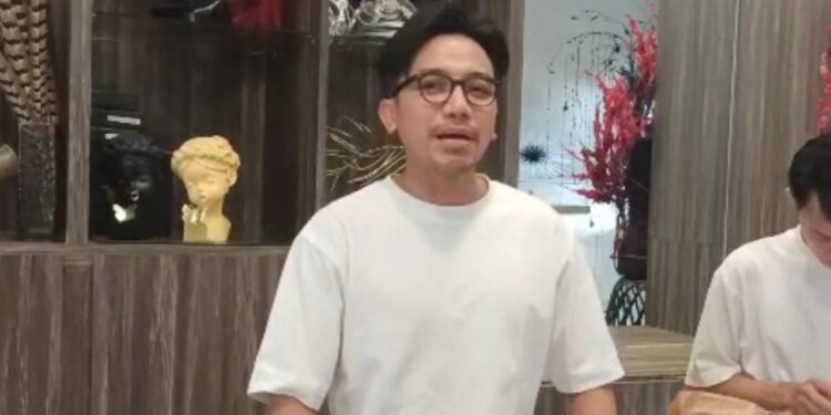 Jadi MUA Terkenal, Impian Bubah Alfian Buat Dunia Kecantikan