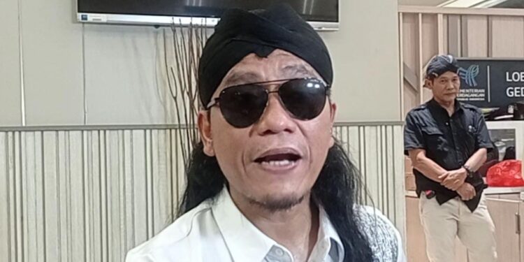 Miris dengan Moral Anak Muda, Gus Miftah Ingin Buat Akademi Kebangsaan 1 Miris dengan Moral Anak Muda, Gus Miftah Ingin Buat Akademi Kebangsaan