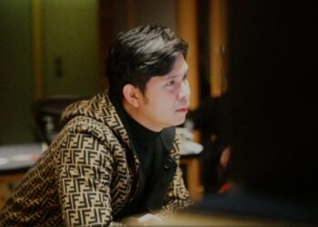 Serius Rambah Musik Internasional, Cakra Khan Rekam Lagu ‘Tennessee Whiskey’ di Abbey Road Studios