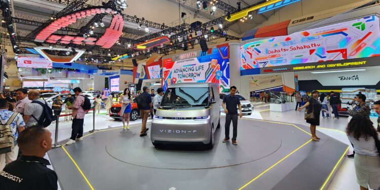 Bertema Advancing Life Tomorrow, Booth Daihatsu di GIIAS 2023 Hadirkan Suasana dan Mobil Masa Depan