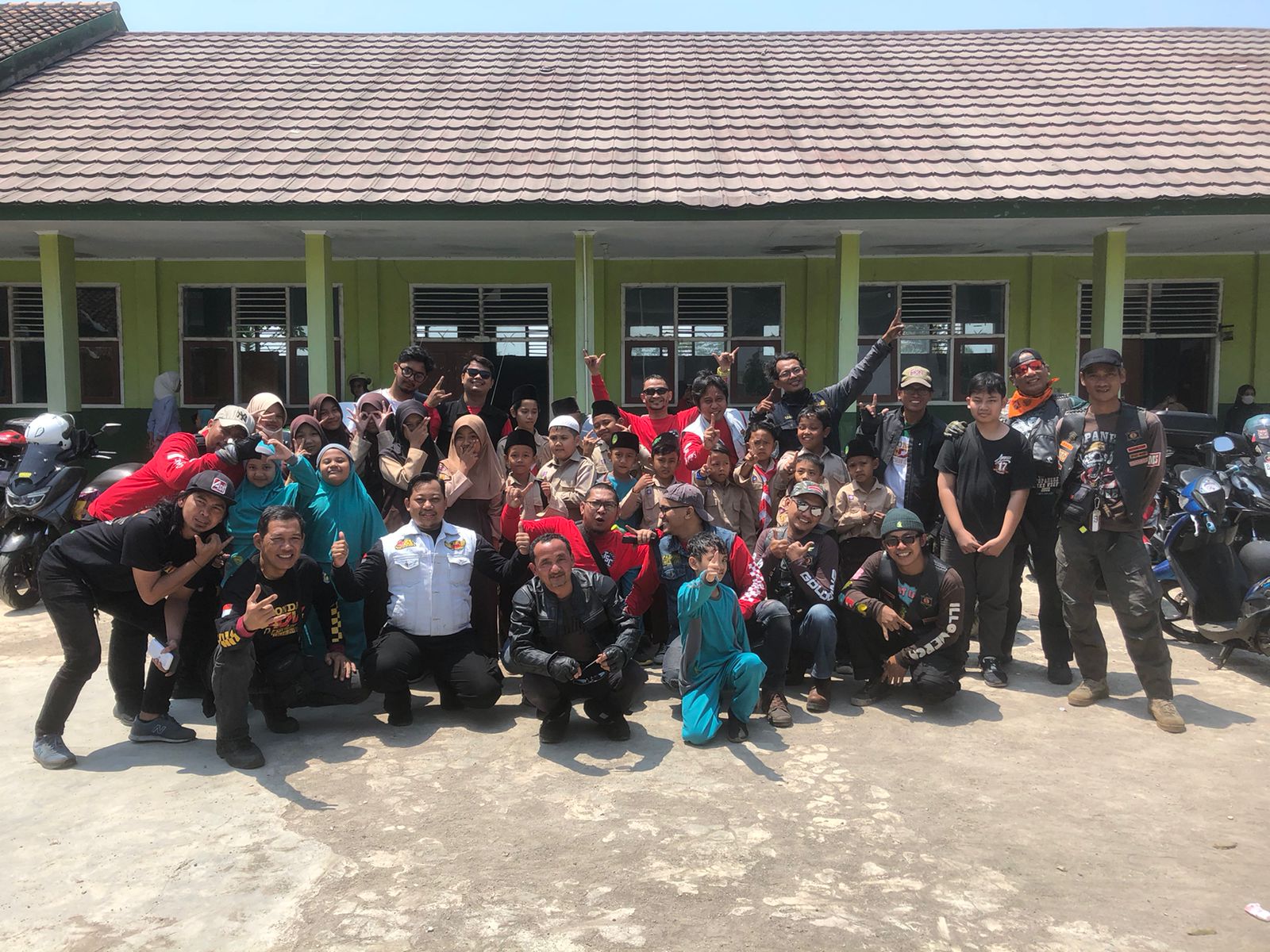 Tujuh Komunitas Motor Edukasi Anak Yatim Tentang Safety Riding 2 IMG 20230904 WA0001 - Tujuh Komunitas Motor Edukasi Anak Yatim Tentang Safety Riding