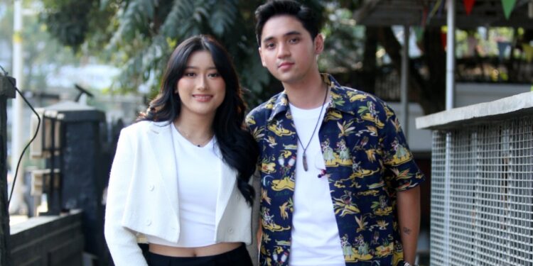 Rilis Single “Love Me, Honestly”, Syahravi Kembali Gandeng Amanda Caesa