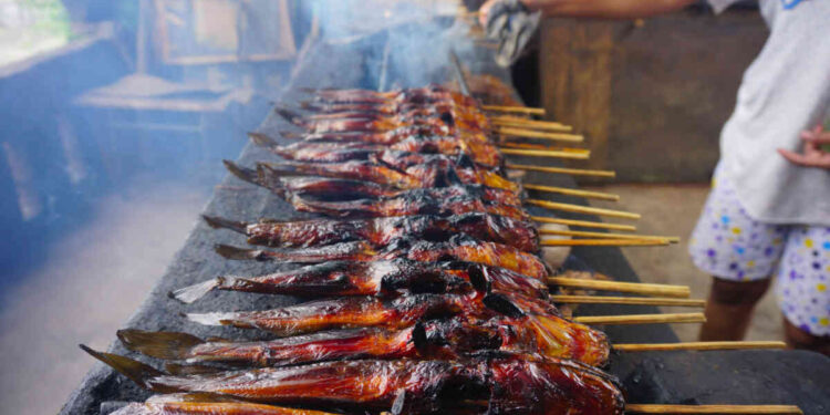 Tempat Makan Hidden Gem, Sajikan Kuliner Tradisional Indonesia 1 Kuliner Tradisional