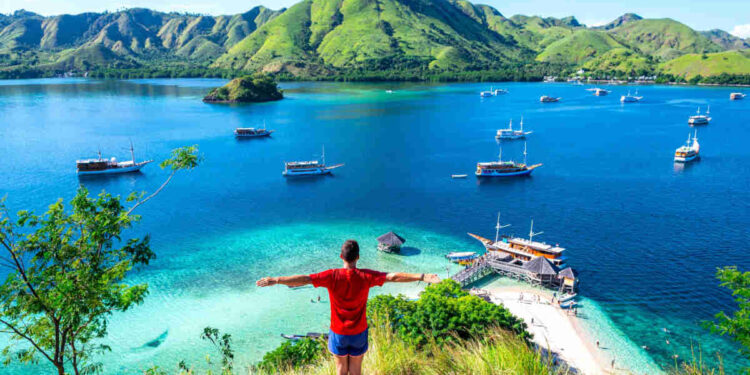 Expert Survey: Sektor Pariwisata dan Ekonomi Kreatif Tumbuh pada 2024 1 Ekonomi Kreatif