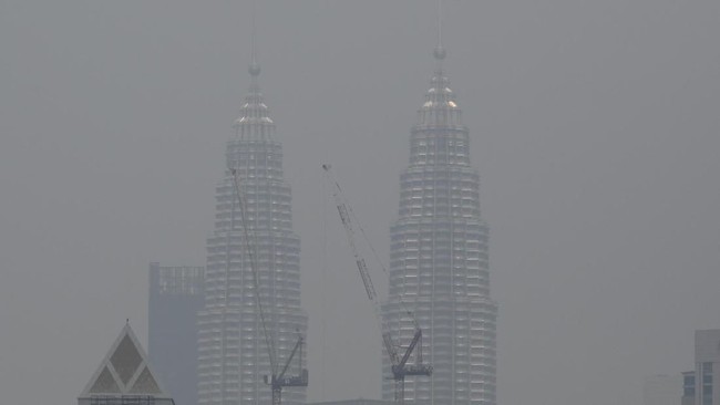 Malaysia Protes RI karena Kabut Asap Karhutla, DPR Tanggapi Ini 1 kabut asap