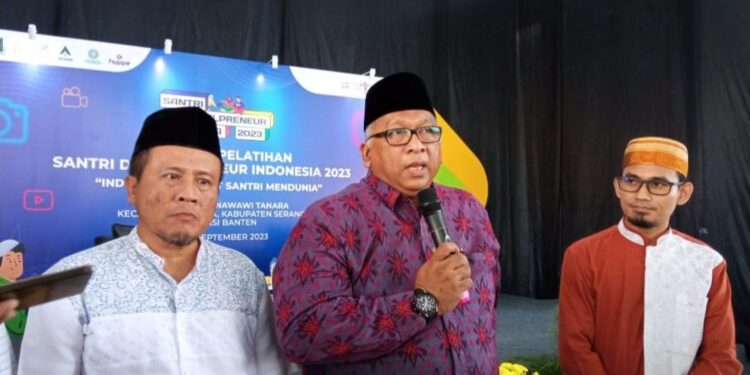 Kemenparekraf RI Gelar Pelatihan Santri Digitalpreneur Di Pondok Pesantren Al-Nawawi, Tanara 1 Kemenparekraf RI Gelar Pelatihan Santri Digitalpreneur Di Pondok Pesantren Al-Nawawi, Tanara
