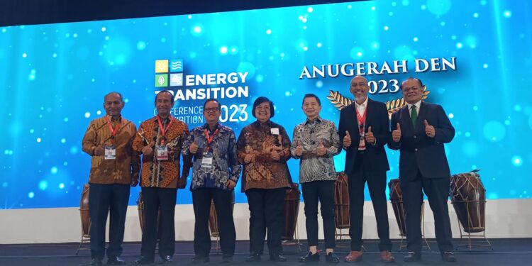 DEN Mendukung Percepatan Sosialisasi Transisi Energi di Indonesia