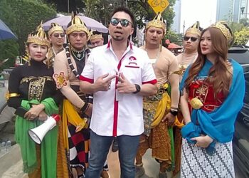 Bersama Pandawa Lima, Galih Ginanjar Antar Prabowo dan Gibran ke KPU