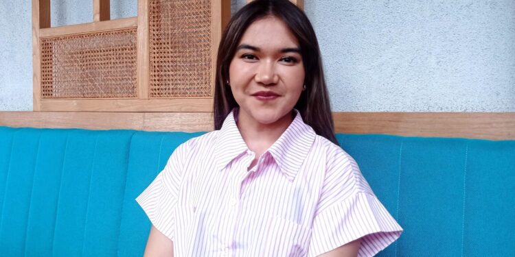 Juarai Trending Star 2023, Febrina Fransisca Berhasil Ciptakan Karya Originalnya 1 Juarai Trending Star 2023, Febrina Fransisca Berhasil Ciptakan Karya Originalnya