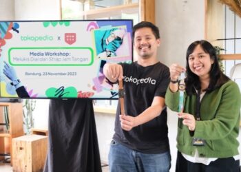 Tokopedia Ungkap Kisah ‘Woodka’, UMKM Bandung Gandeng Perajin Kayu Hasilkan Jam Tangan Kekinian