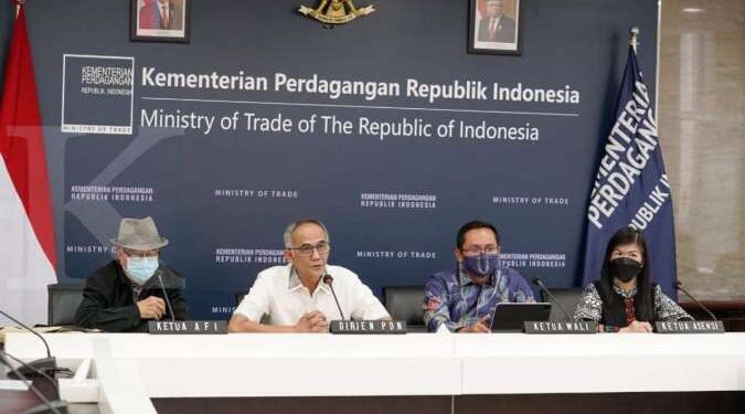 Surat Tanda Pendaftaran Waralaba (STPW).