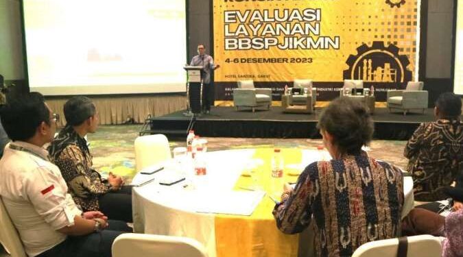 Jurus Kemenperin Bikin Performa Industri Keramik Jadi Kinclong 1 Kemenperin