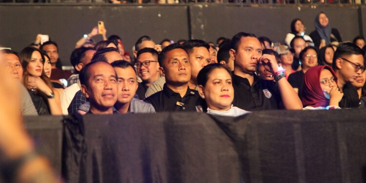 Konser Terakhir NOAH Sebelum Cuti yang Digelar di BCIS ANCOL Dihadiri Presiden Jokowi 1 Konser Terakhir NOAH Sebelum Cuti yang Digelar di BCIS ANCOL Dihadiri Presiden Jokowi