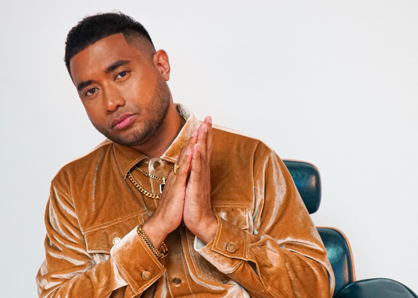 IMG 20231213 WA0021 - Rayen Pono Rilis Lagu 'Ikhlas' dan Berencana Tur Solo di Tahun 2024