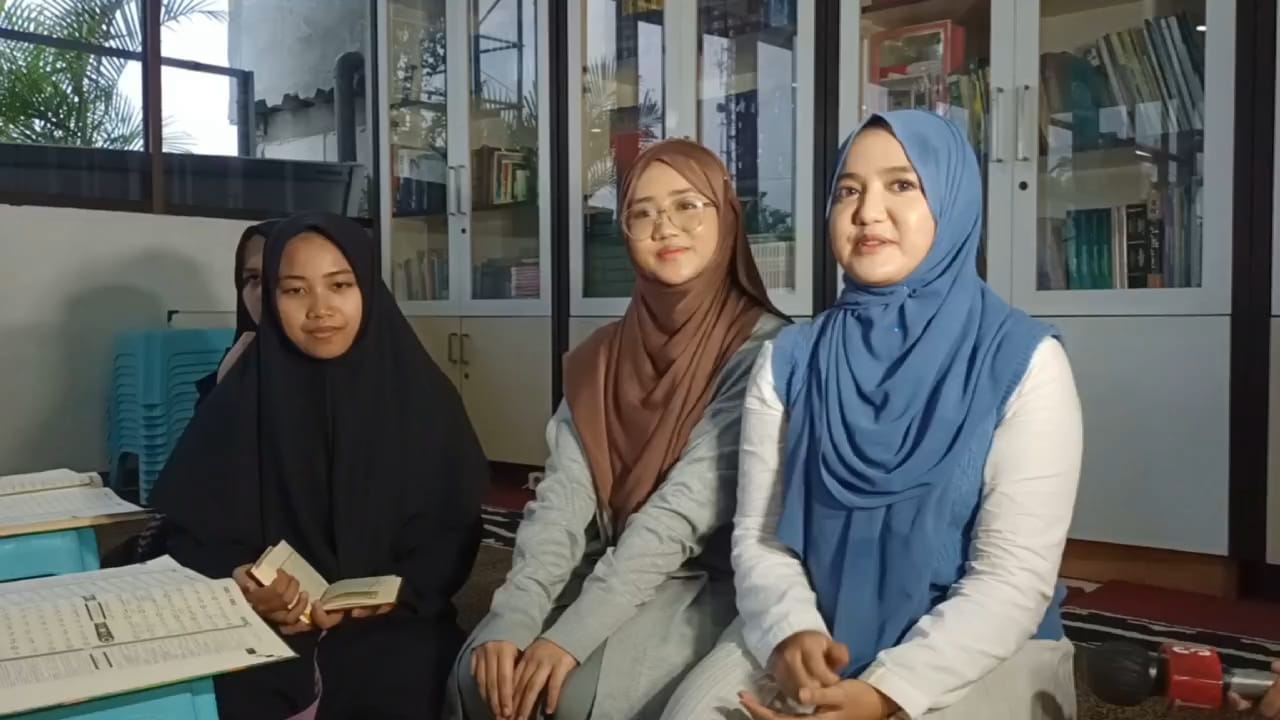 IMG 20231215 WA0055 - Wirda Mansur Tinggalkan Kuliah di Luar Negeri, Pilih Fokus Urus Pesantren