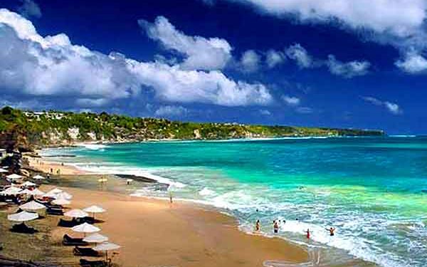 Eksplorasi Keindahan Pantai Bali: 7 Destinasi Wisata Pantai Terbaik 1 kuta bali