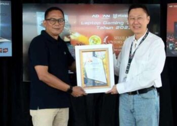 Sabet 2 Award sekaligus, Laptop Advan Pixelwar & Workplus jadi Primadona di Kelasnya 6 advan
