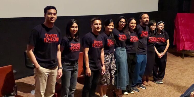 Aghniny Haque Belajar Memandikan Jenazah Dalam Film Pemandi Jenazah