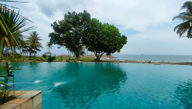 Pesona Keindahan Pantai Tanjung Lesung