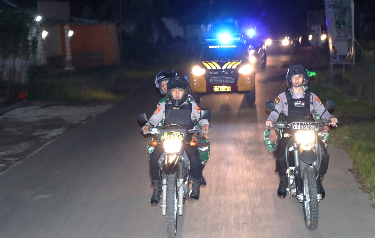 WhatsApp Image 2024 01 13 at 18.21.47 - Upaya Ciptakan Kamtibmas Jelang Pemilu 2024, Polres Bengkulu Utara Gelar Patroli Gabungan