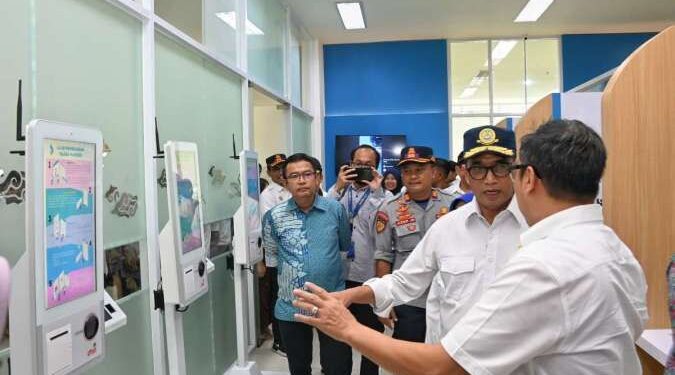 Menteri Perhubungan