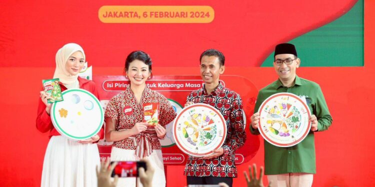 Peringati Hari Gizi Nasional 2024, Citra Kirana Dukung Edukasi ‘Royco Nutrimenu