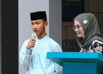 Kunjungi Pesantren Daarut Tarmizi, Desy Ratnasari Kenang Masa Kecil