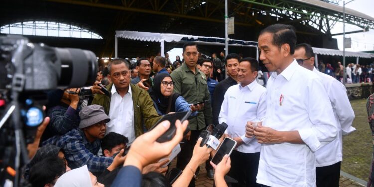 Presiden Tunjuk Mendagri Tito Karnavian Jadi Plt Menko Polhukam