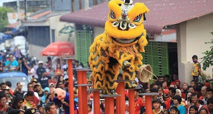 Sejarah Tradisi Atraksi Barongsai Menyemarakkan Perayaan Imlek di Indonesia 1 Barongsai
