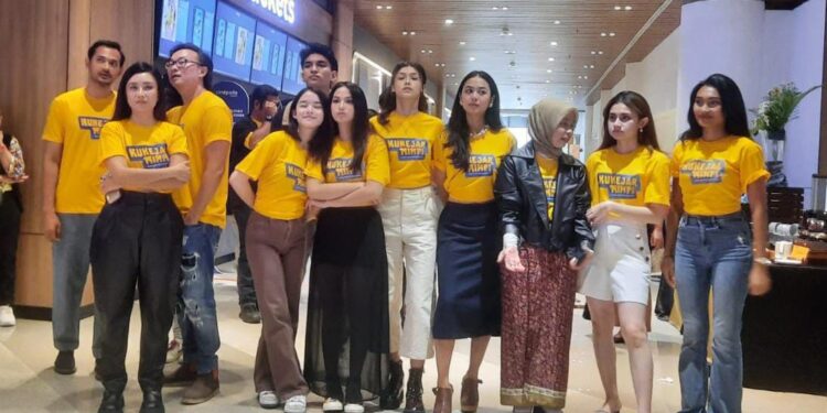 Bertabur Bintang, Film Drama Remaja 'Kukejar Mimpi' Siap Memotivasi Anak Muda 1 Bertabur Bintang, Film Drama Remaja ‘Kukejar Mimpi’ Siap Memotivasi Anak Muda
