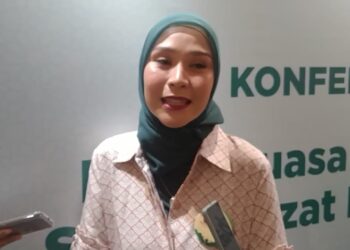 Zaskia Adya Mecca Ajarkan Kebaikan dan Kedermawanan pada Anak Selama Ramadhan 3 Zaskia Adya Mecca Ajarkan Kebaikan dan Kedermawanan pada Anak Selama Ramadhan