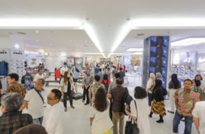 Matahari Membuka Gerai Baru di AEON Deltamas, Hadirkan Konsep Gerai yang Berbeda 2 IMG 20240322 213644 - Matahari Membuka Gerai Baru di AEON Deltamas, Hadirkan Konsep Gerai yang Berbeda