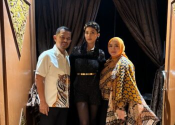 Bawakan Busana Terbaru Karya Ian Adrian, Putri Ramadhani Curi Perhatian Dalam IFW 2024