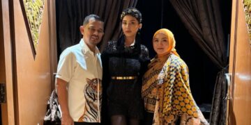 Bawakan Busana Terbaru Karya Ian Adrian, Putri Ramadhani Curi Perhatian Dalam IFW 2024