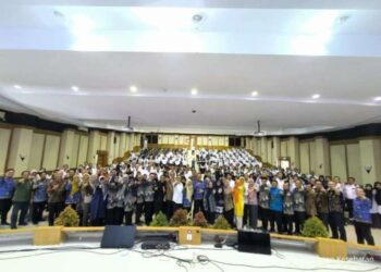 Petugas Penyelenggara Ibadah Haji (PPIH)