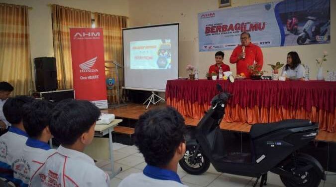 AHM & Wahana Makmur Sejati Edukasi Motor Listrik ke Pelajar SMK di Jakarta-Tangerang 1 PT Astra Honda Motor (AHM)