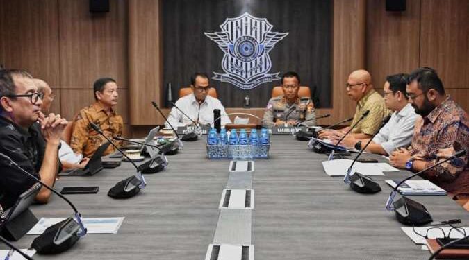  Menteri Perhubungan