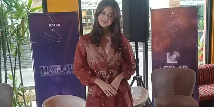 Rilis Single ‘Menanti Waktu, Asila Maisa Diproduseri Lesti Kejora dan Rizky Billar