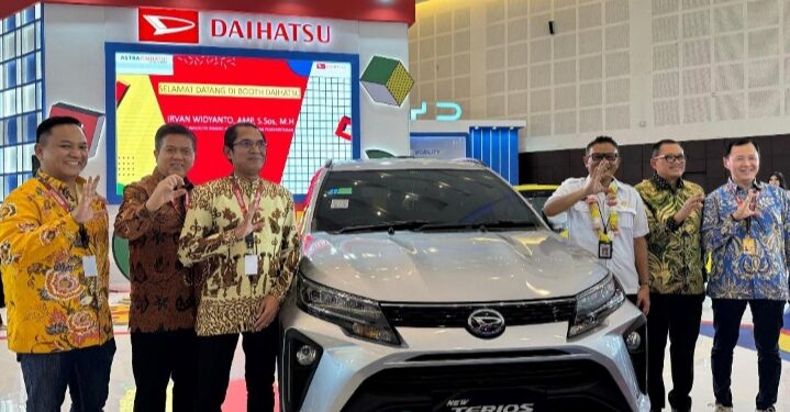 Daihatsu Hadir Ramaikan Pameran IIMS 2024 di Surabaya