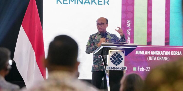 Kemnaker Ajak Negara-negara ASEAN dan Asia Pasifik Bersinergi Dalam Penggunaan TKA 1 Kemnaker Ajak Negara-negara ASEAN dan Asia Pasifik Bersinergi Dalam Penggunaan TKA