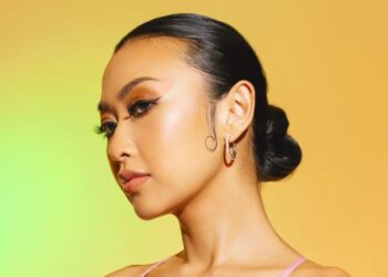 Aimee Saras Rilis Single Terbaru ‘Satu Kata Sejuta Makna’ Karya Loka Manya Prawiro