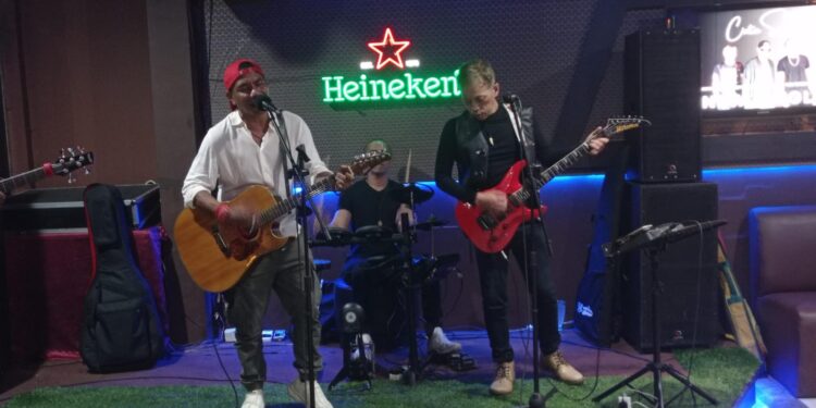 5 Tahun Vakum, KK Band Kembali ke dengan Single Baru "Cinta Sejati" 1 5 Tahun Vakum, KK Band Kembali ke dengan Single Baru “Cinta Sejati”