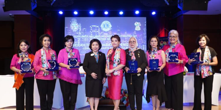 Bersama Lions Club Jakarta Selatan Tuli, Komitmen Livienne Russellia Bantu Pemerintah Dibidang Pelayanan