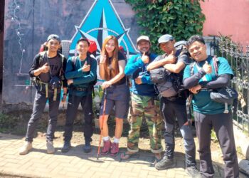 Kolaborasi Ratu Rizky Nabila dan Reky Gustaman Beri Edukasi Naik Gunung Lewat Askara Jenggala