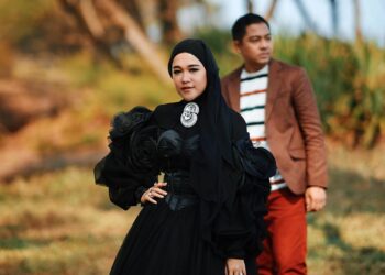 Kolaborasi Ade Govinda dan Ernie Zakri, Sukses Bawa Lagu ‘Masing Masing’ di Indonesia dan Malaysia