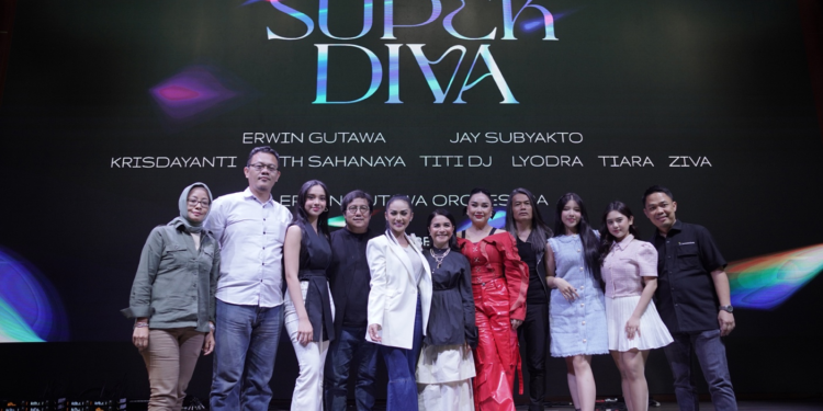 SUPER DIVA