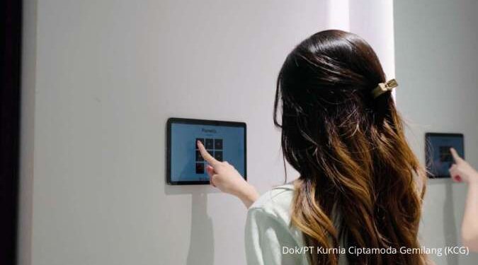 Evolusi & Pertumbuhan, PT Kurnia Ciptamoda Gemilang dengan Inovasi Smart Fitting Room 1 PT Kurnia Ciptamoda Gemilang